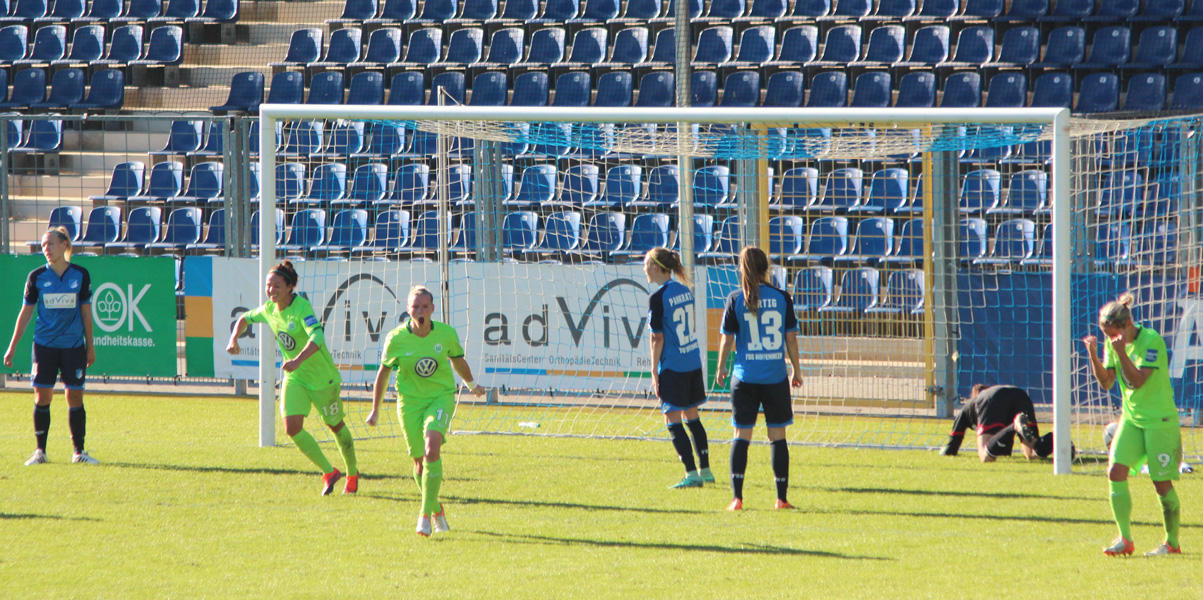 Alexandra Popp erzielt in der vorletzten Minute den 2:1 Siegtreffer