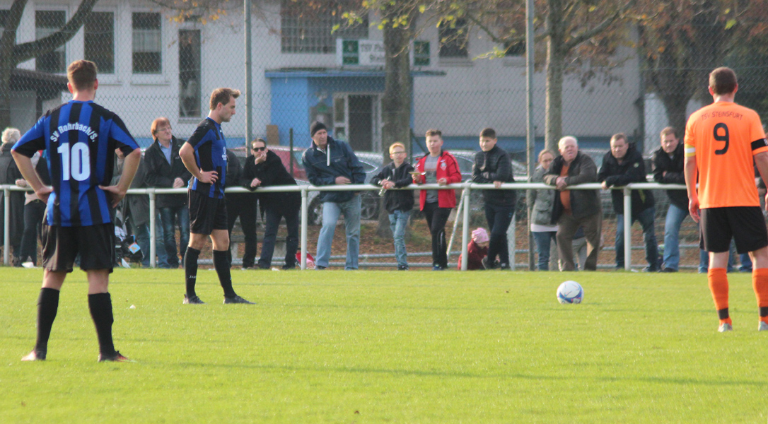 Dowalil läuft an zum Elfmeter und ...