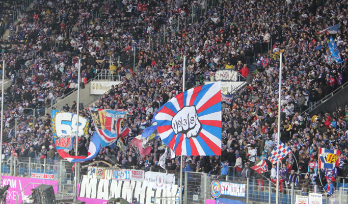 ... in Blau-Weiss-Rot