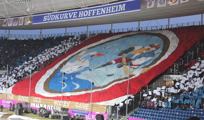 Choreographie im Mannheimer Fanblock