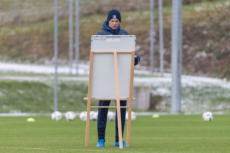 Die Präsentationstafel gehört inzwischen zum festen Bestandteil beim Training