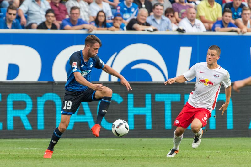 Mark Uth (li.) konnte sich nur selten gegen die RB-Defensivreihe entscheidend in Szene setzen