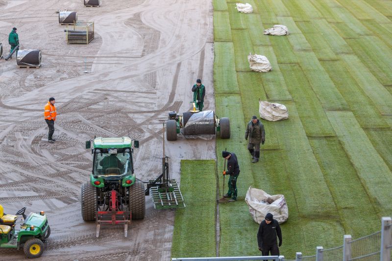 Das Stadioninnere nimmt zunehmend Formen an