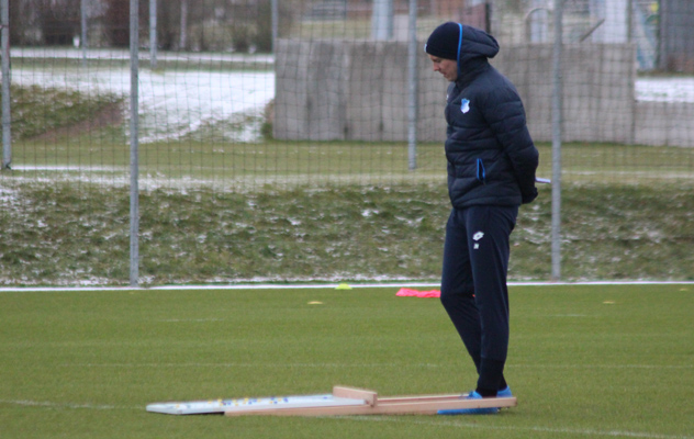 ... die er anschließend nochmals überdenkt