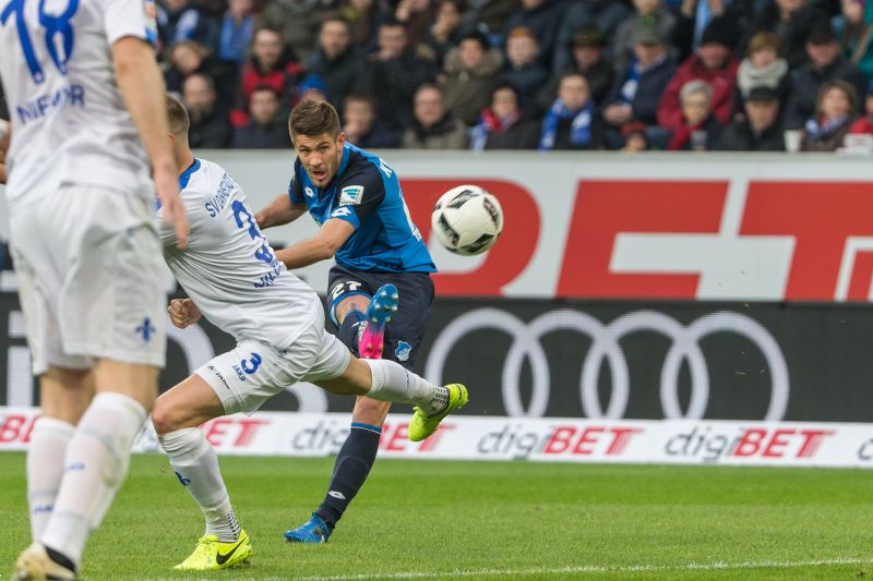 Andrej Kramaric beim Torschuss