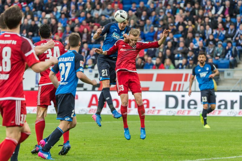 Benjamin Hübner tritt gegen seinen Ex-Klub zum 5:2 Endstand