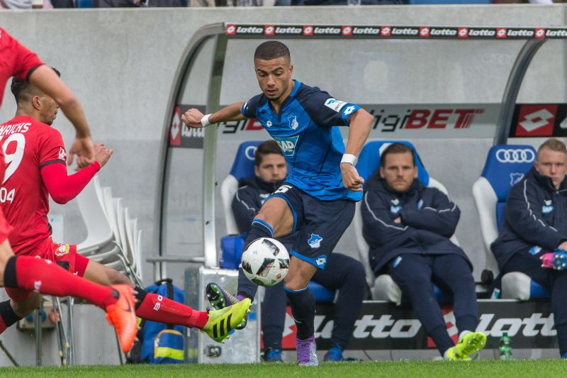 Jeremy Toljan in Aktion