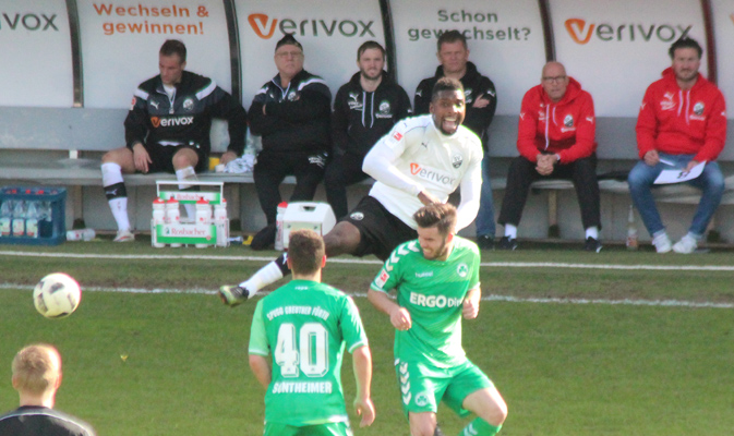 Richard Sakuta-Pasu konnte nach seiner Einwechslung keine positiven Akzente setzen