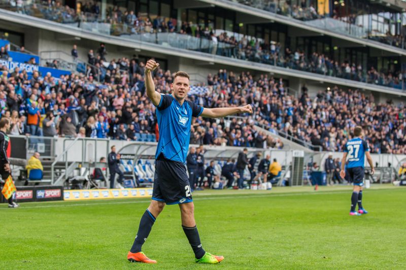 Torjubel gemeinsam mit den Fans