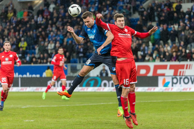 Das Kopfballspiel ist eine der Stärken von TSG-Stürmer Adam Szalai