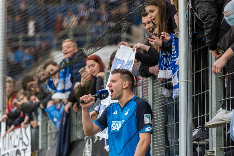 Als "Spieler des Spiels" wurde Szalai von den TSG-Fans an den Zaun beordert