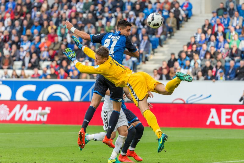 Bei Standards sorgt Hübner aufgrund seiner Kopfballstärke immer wieder für Torgefahr
