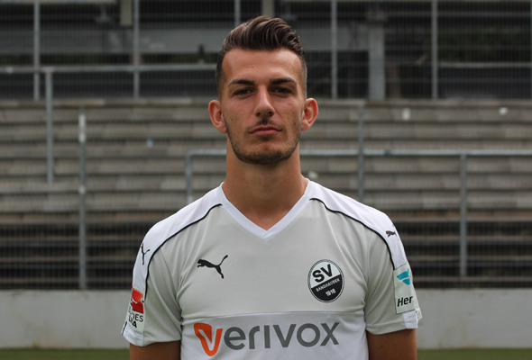 Leart Paqarada hat für weitere drei Jahre beim SV Sandhausen verlängert