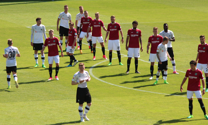 Dichtgestaffelte hannoveranische Defensivreihe