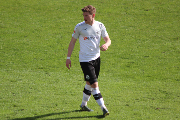 Denis Linsmayer wird ein weiteres Jahr beim SV Sandhausen bleiben