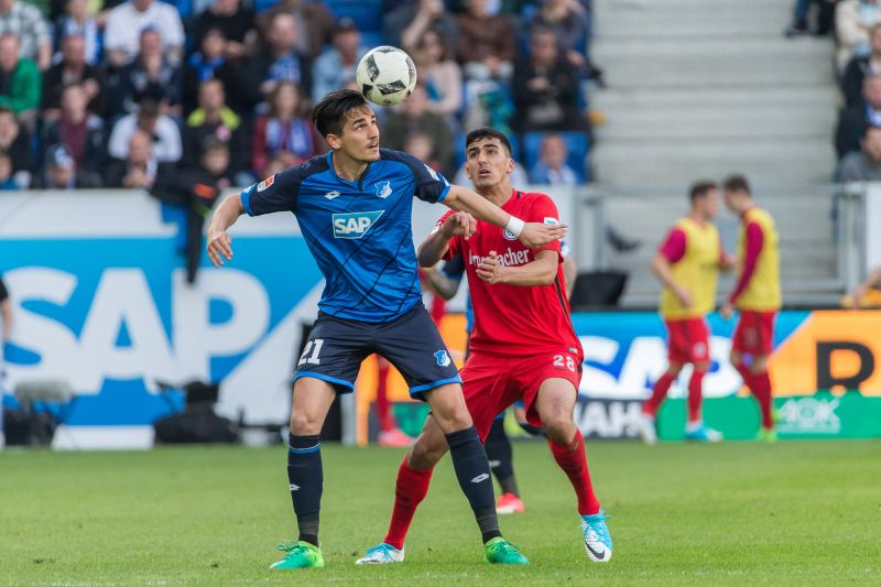 normal_ug051_5853_300417