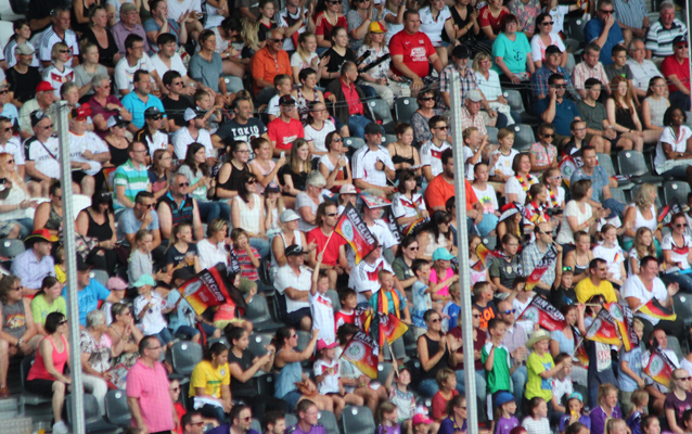 Begeisterung bei den deutschen Fans in Sandhausen