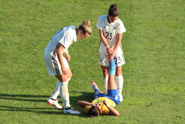 Man hilft sich gegenseitig