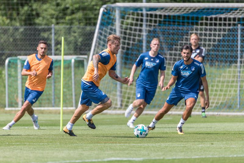 Eugen Polanski am Ball