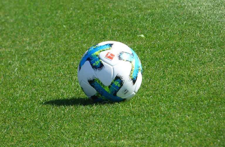 Der Ball, um den es sich alles dreht