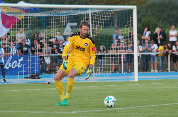 KSC-Keeper Dirk Orlishausen