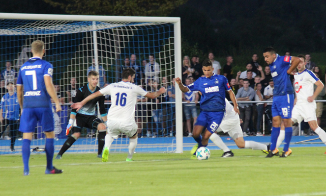 Torgefahr vor SV-Keeper Scholl