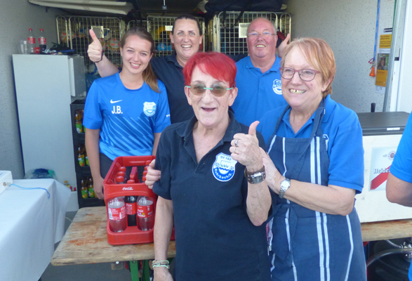 Viele fleissige Helfer