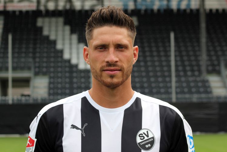 Abwehrchef Tim Kister sieht durchaus Chancen, am Ende besser als Platz zehn zu landen