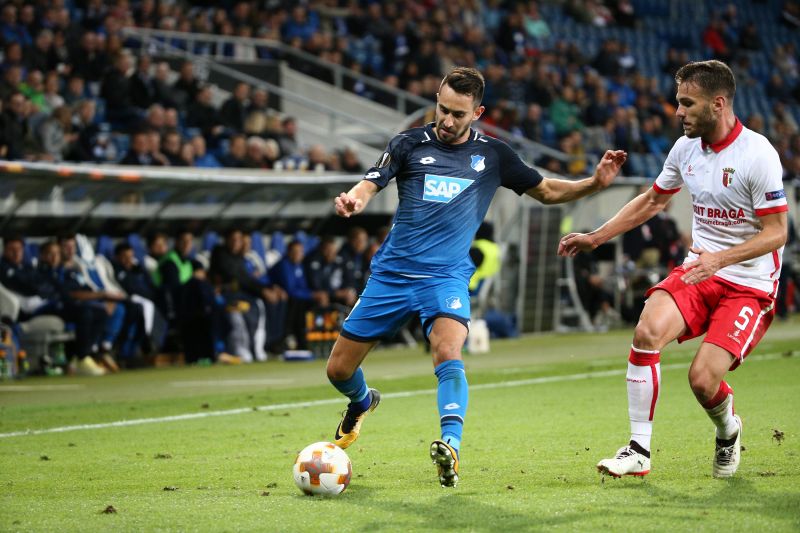 Rupp behauptet den Ball