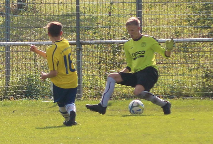 Niklas Jauß erzielt für die SG Rohrbach/Sinsheim seinen ersten Saisontreffer