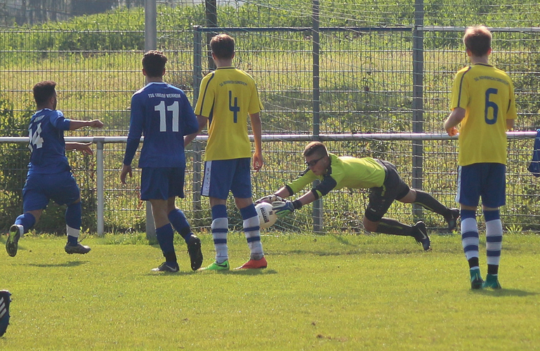 SG-Keeper Johannes Dumke ist zur Stelle