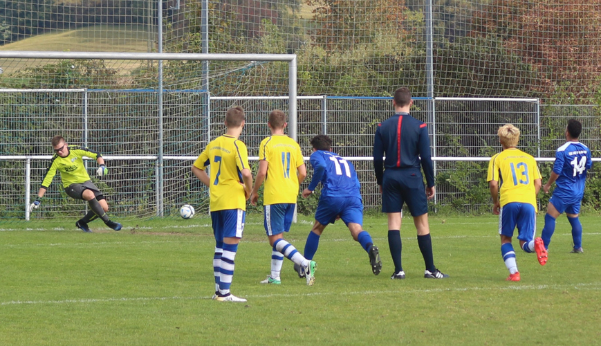 Weinheim verwandelt einen Strafstoss