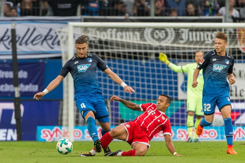 Zweikampfszene aus dem Bayern-Spiel