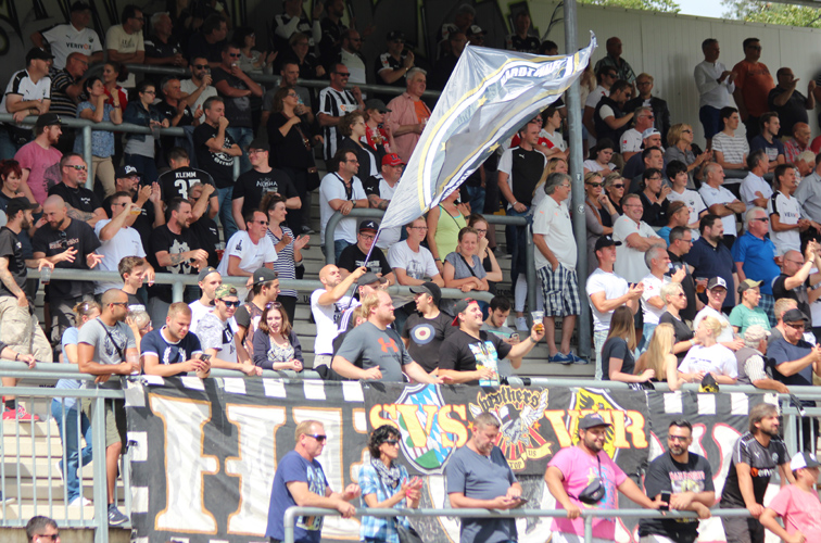 Trainer Kenan Kocak wünscht sich mehr Zuschauer bei den Heimspielen