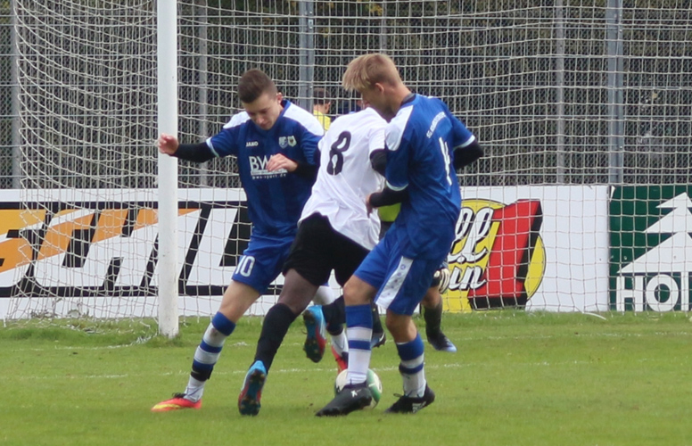 Der Zweikampf der zum Strafstoß führte