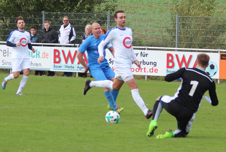 Scholl klärt vor den Angreifern