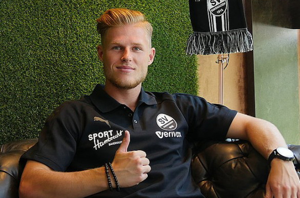 Daumen hoch: Marcel Seegert möchte auch in der Zweiten Liga voll durchstarten