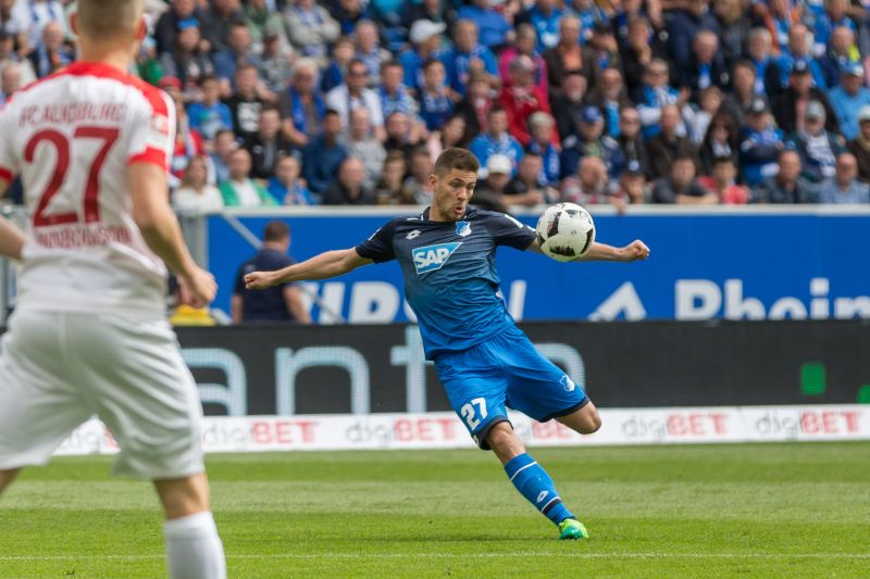 Andrej Kramaric beim Torschuß