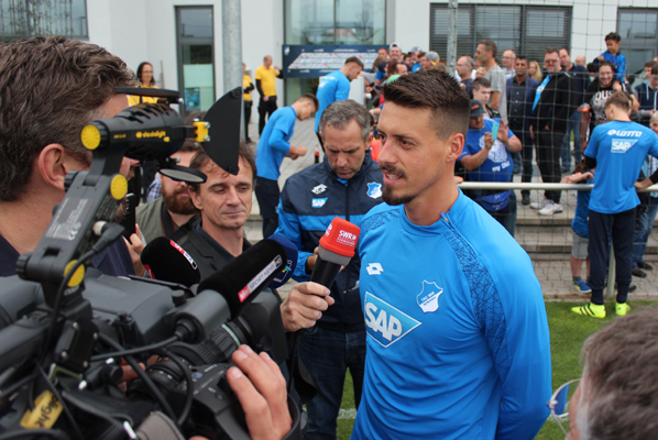 Sandro Wagner ist ein sehr begehrter Interviewpartner