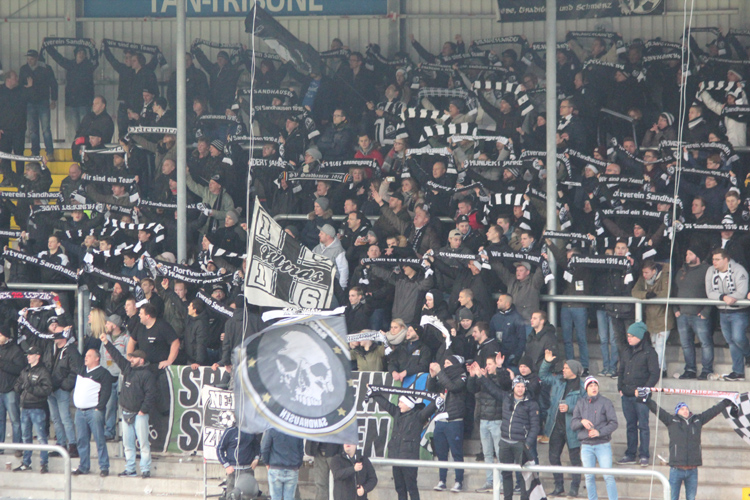 Freude im Sandhäuser Fanblock