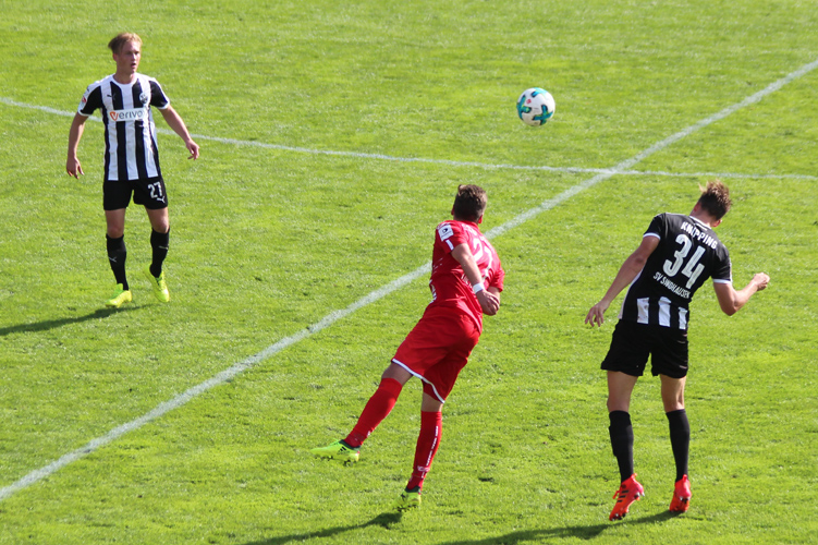 Jansen (li.) möchte mit Herz, Wille und Leidenschaft vorweg gehen