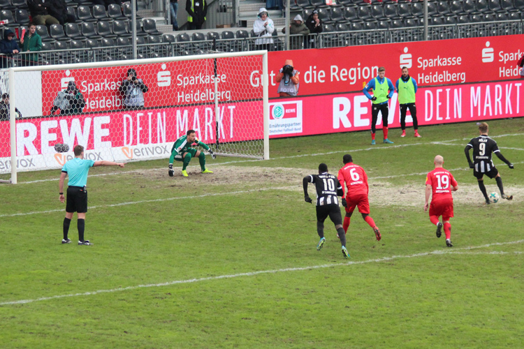 Hölers letzter Treffer für den SVS gegen Kiel
