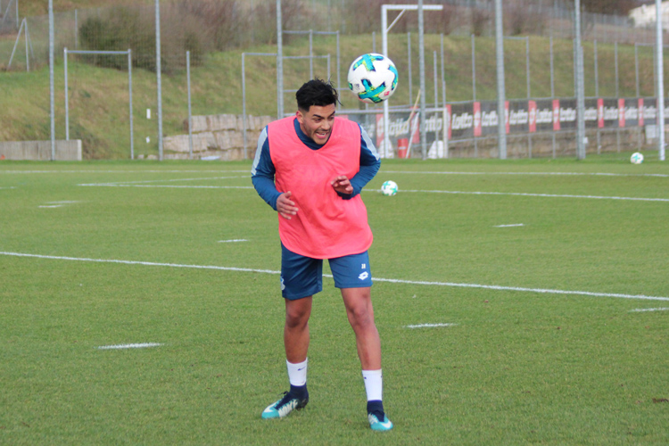 Amiri mit speziellem Kopfballtraining