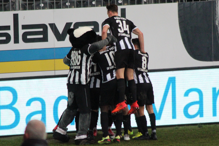 Torjubel nach dem 1:0