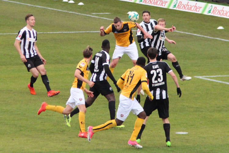 Konrad hat den Ausgleich auf dem Kopf