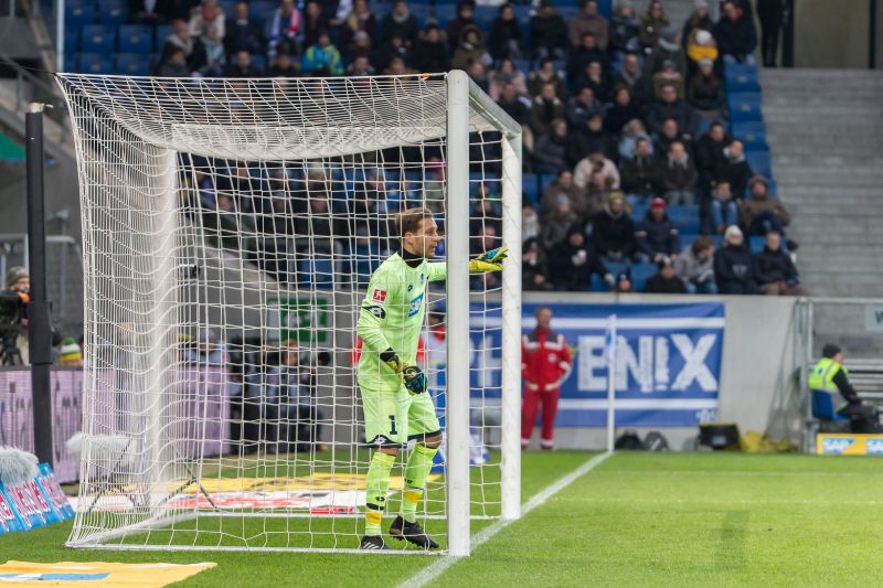 TSG-Keeper Baumann gibt Anweisungen an seine Vorderleute