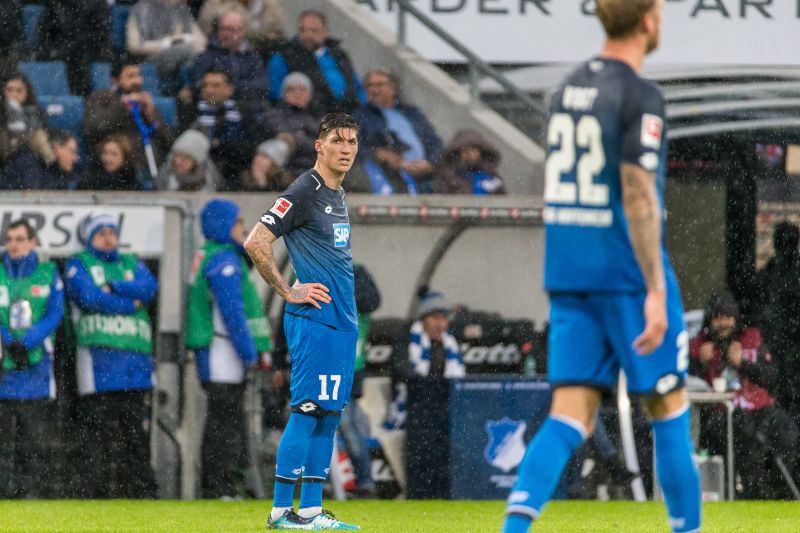 Ratloser Blick von Steven Zuber aufgrund der Ergebniskrise