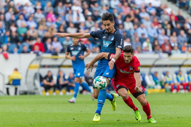 Hübner klärt die Situation