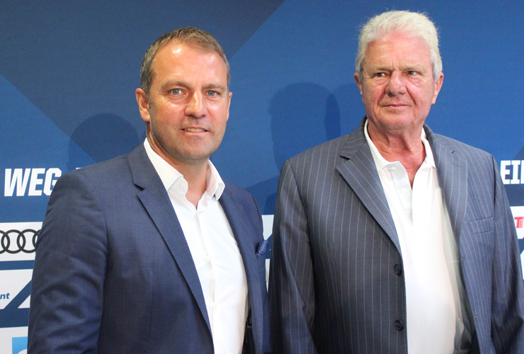 Die Vorstellung von Hansi Flick (li.) durch Gesellschafter Dietmar Hopp am 28. Juni 2017