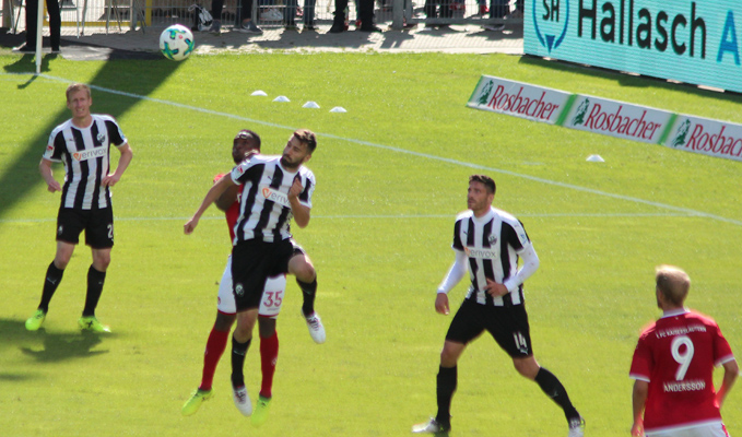Spielszene aus dem Hinspiel